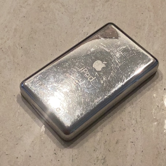 Apple iPod 80gb Classic 5th Generation A1136 Mp3 Player 2006 New Battery Works - Picture 5 of 14